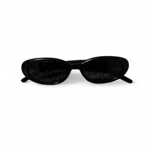 Stylish Black Oval Sunglasses
